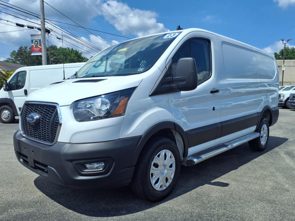 2023 Ford Transit photo 3