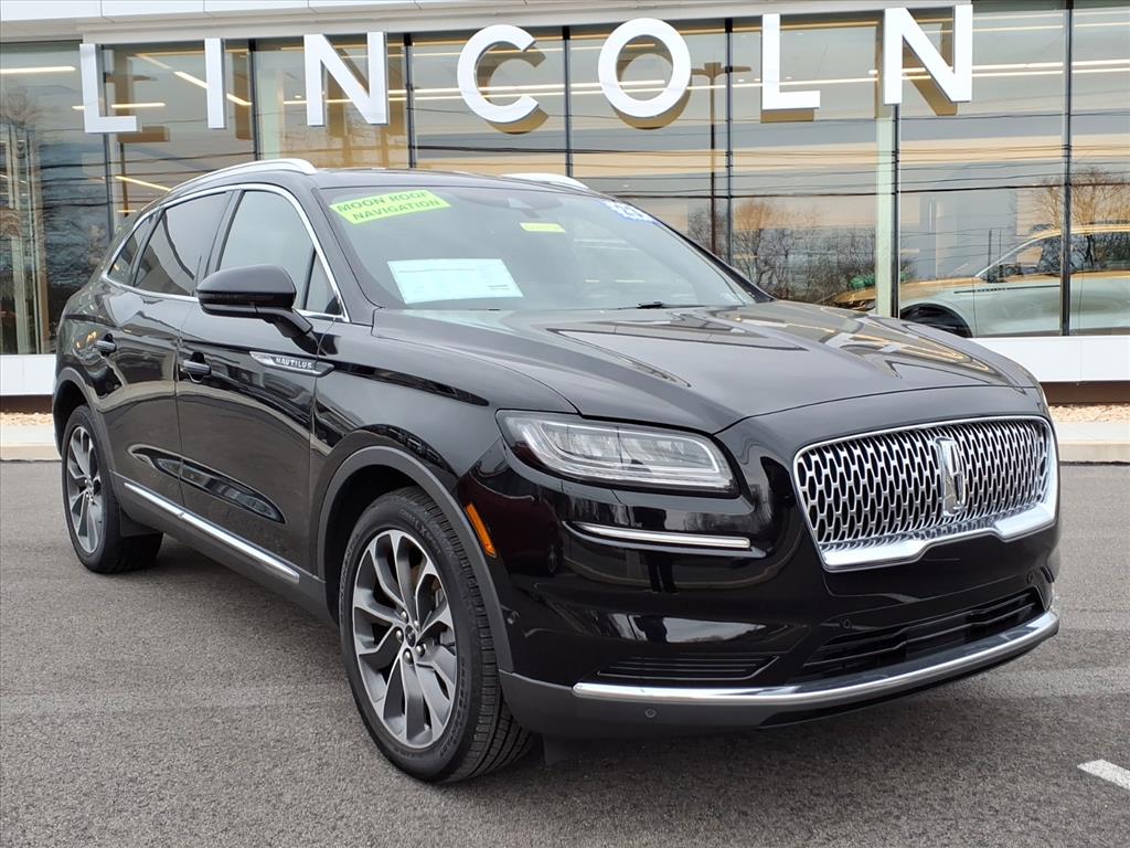 2023 Lincoln Nautilus Reserve's photo