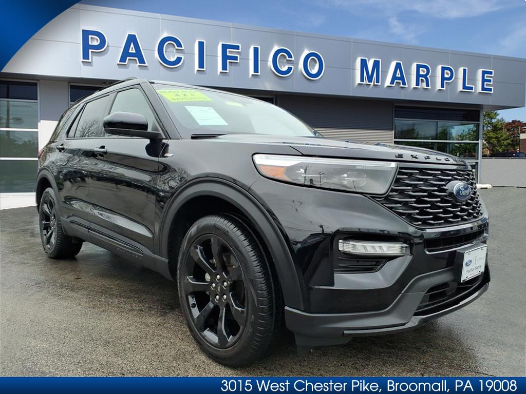 2022 Ford Explorer ST-LINE's photo