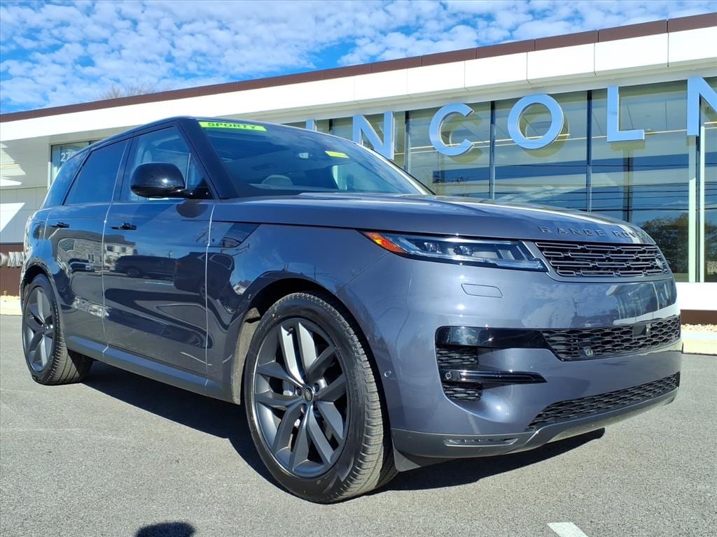 Used 2024 Land Rover Range Rover Sport SE SUV