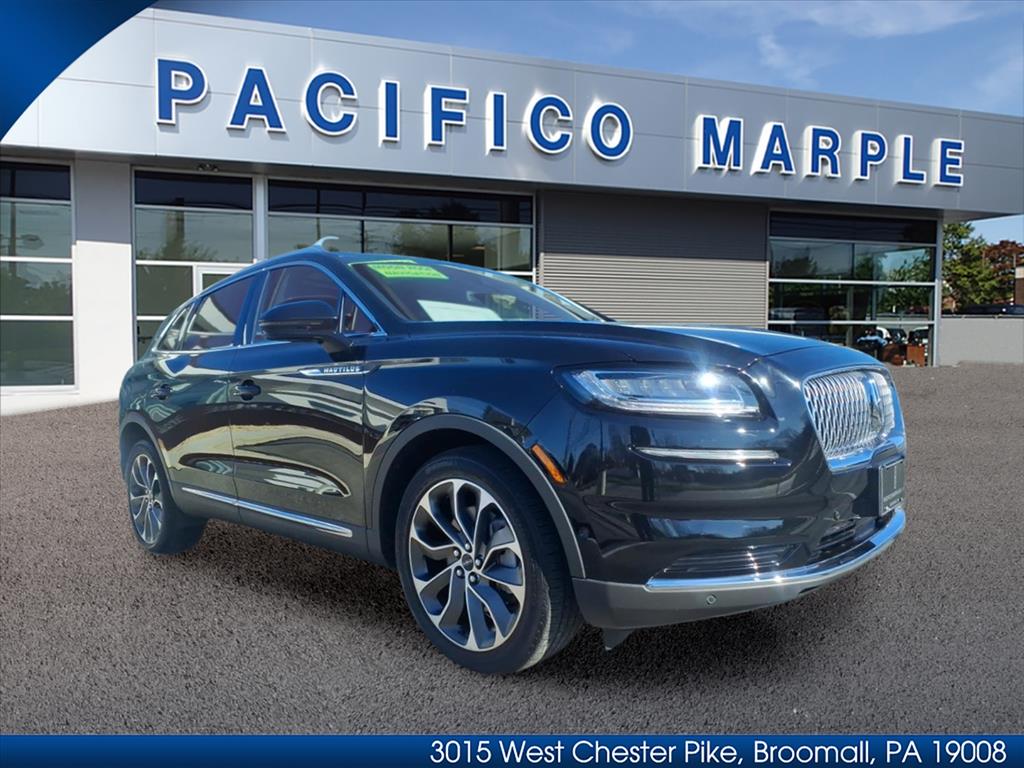 2022 Lincoln Nautilus Reserve's photo