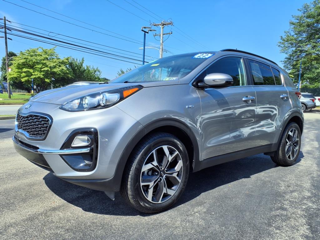 2022 Kia Sportage EX photo 3