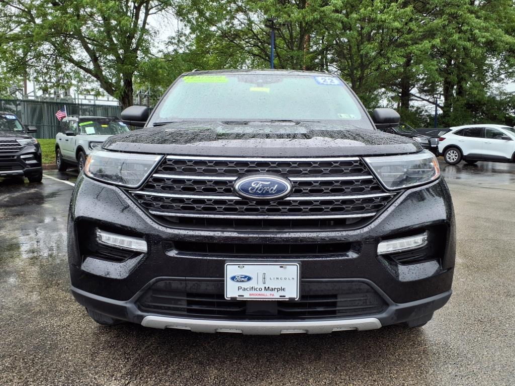 2022 Ford Explorer XLT photo 2