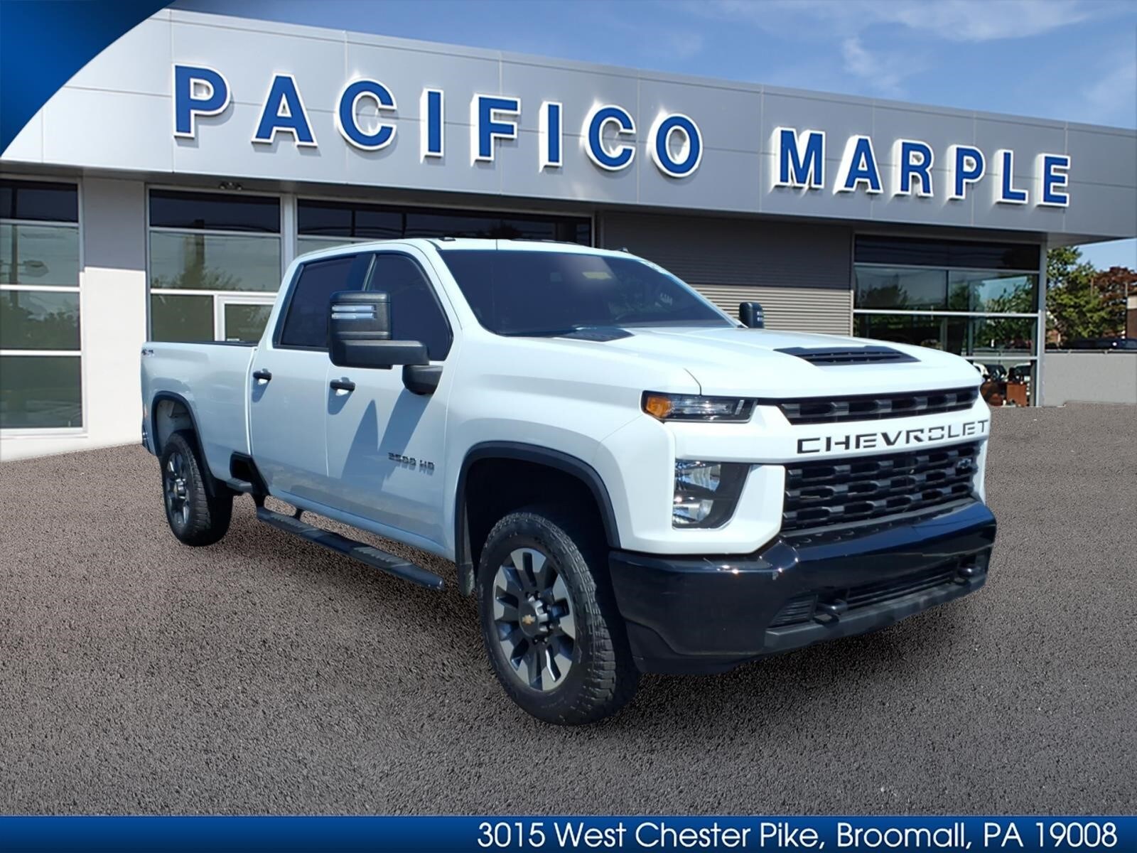 Summit White 2021 Chevrolet Silverado 2500HD Pickup Truck Four-Wheel Drive 6-Speed Automatic