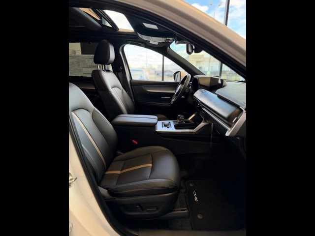 2025 Mazda CX-90 Premium Plus Package - Photo 20