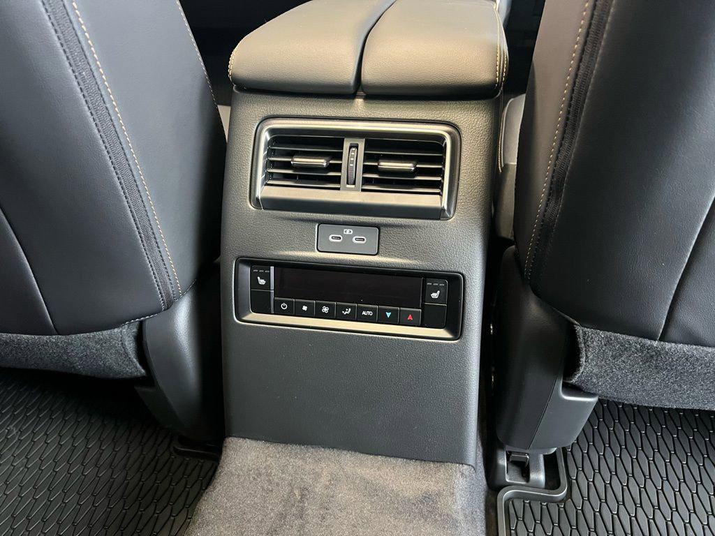 2026 Mazda CX-90 Preferred Package - Photo 21