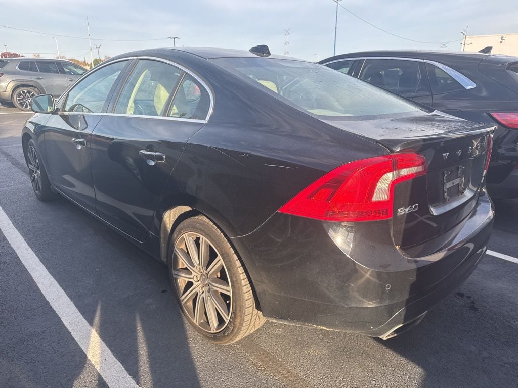 Used 2014 Volvo S60 T6 Sedan