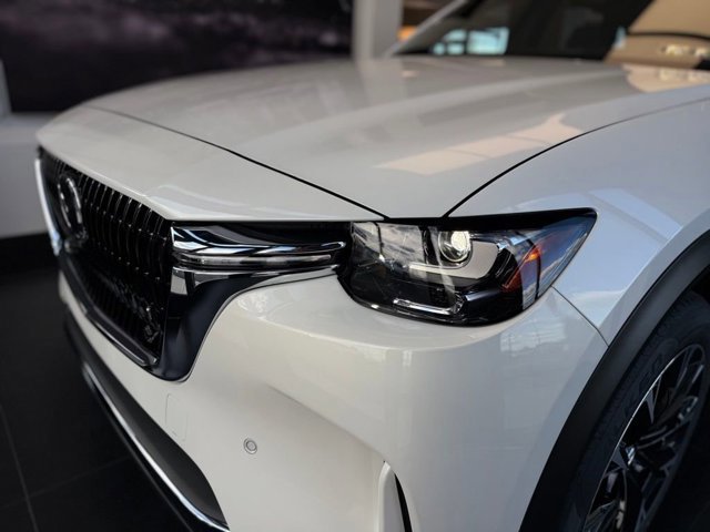 2025 Mazda CX-90 Premium Plus Package - Photo 9