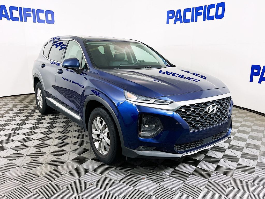 2019 Hyundai Santa Fe SEL's photo