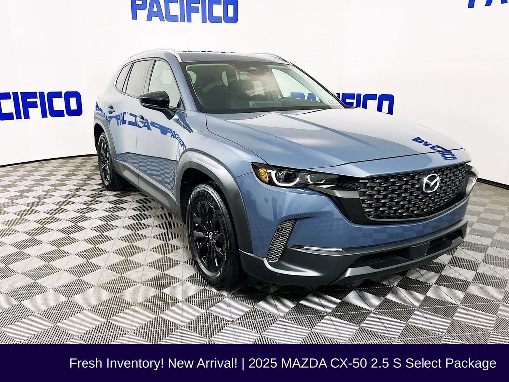 2025 Mazda CX-50 Select's photo