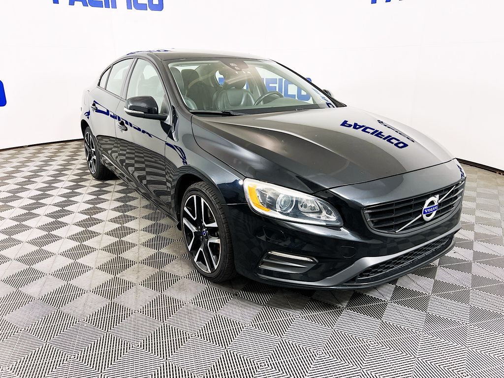 2017 Volvo S60 T5 Dynamic