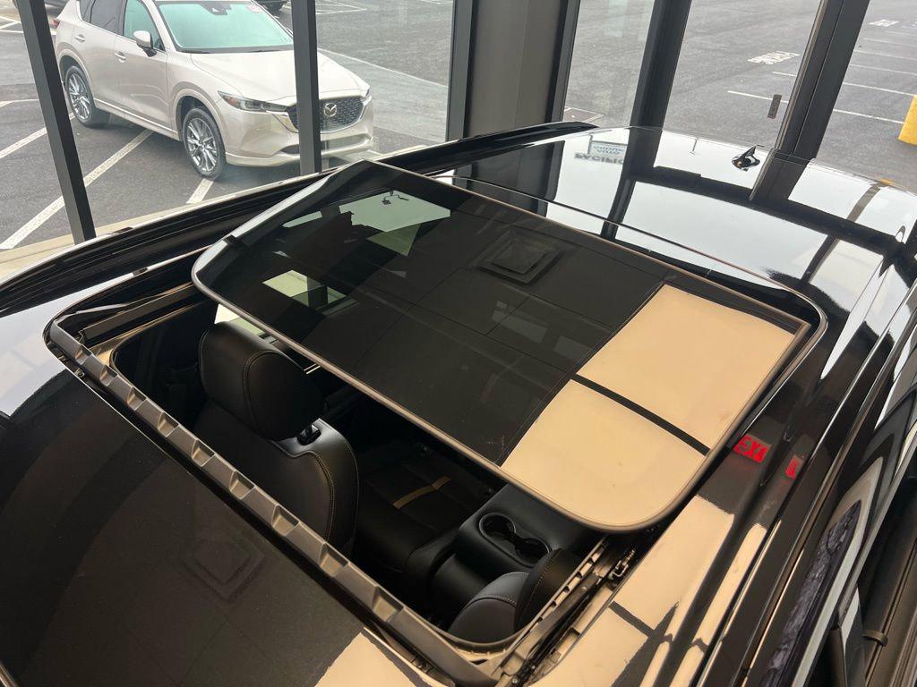 2026 Mazda CX-90 Preferred Package - Photo 18