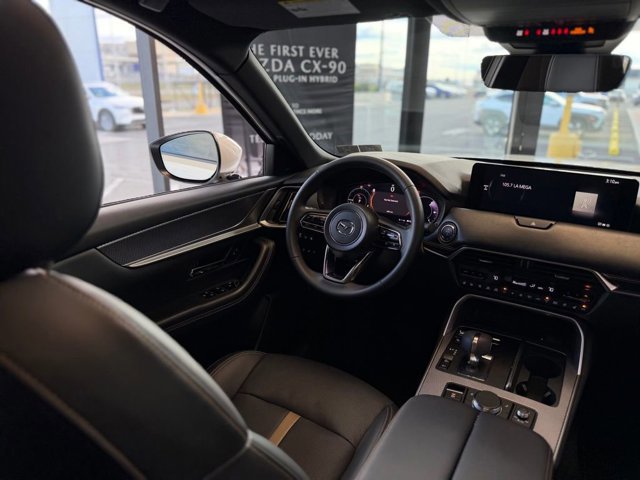 2025 Mazda CX-90 Premium Plus Package - Photo 28