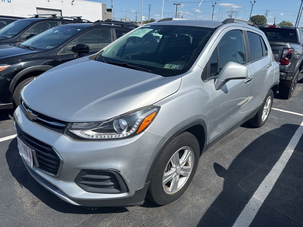 2017 Chevrolet Trax LT photo 3