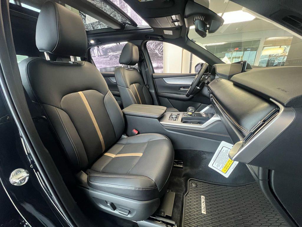 2026 Mazda CX-90 Preferred Package - Photo 15