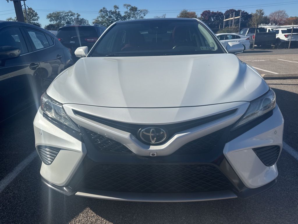2019 Toyota Camry XSE V6 photo 2