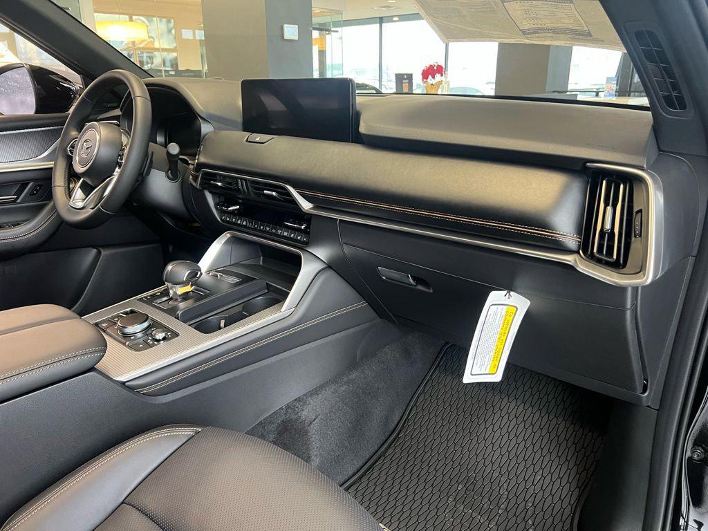 2026 Mazda CX-90 Preferred Package - Photo 13