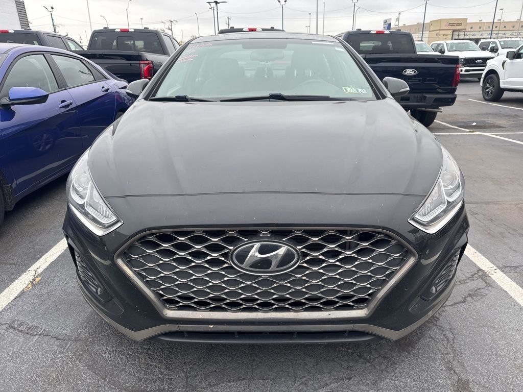 2018 Hyundai Sonata Sport photo 2