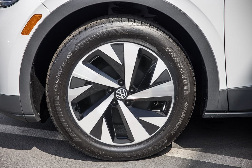 New 2025 Volkswagen ID.4 Pro SUV