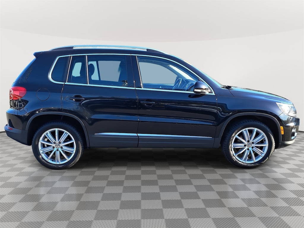 Used 2016 Volkswagen Tiguan SE SUV
