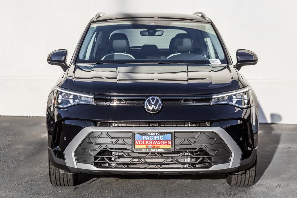 New 2026 Volkswagen Taos 1.5T SE SUV