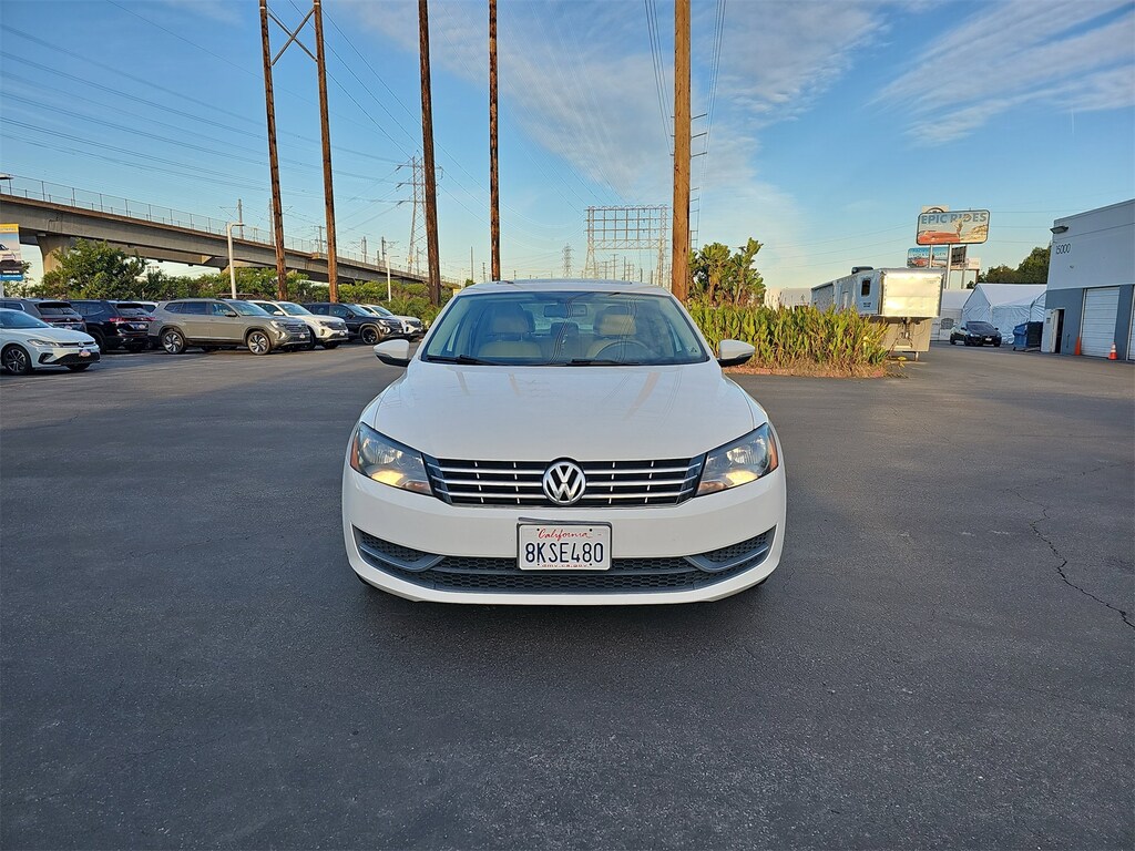 Used 2012 Volkswagen Passat 2.5 SEL Sedan