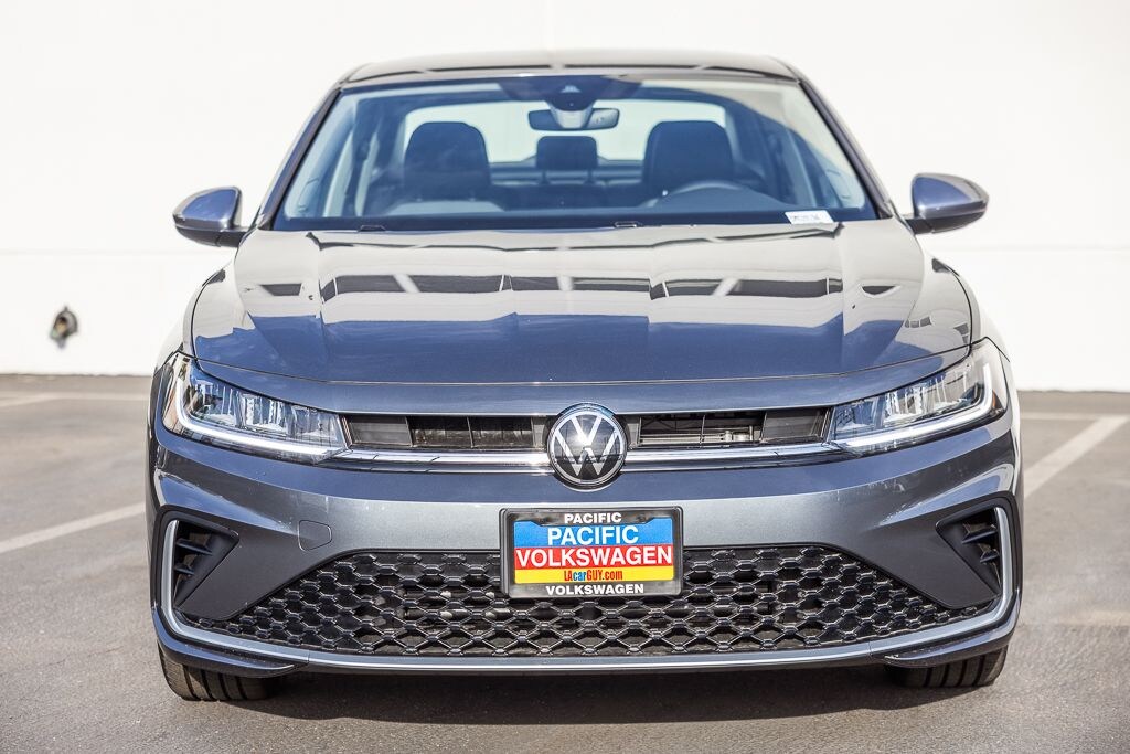 New 2026 Volkswagen Jetta 1.5T SE Sedan