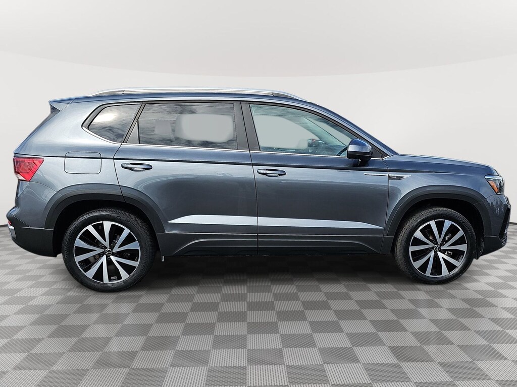 Used 2022 Volkswagen Taos 1.5T SE SUV