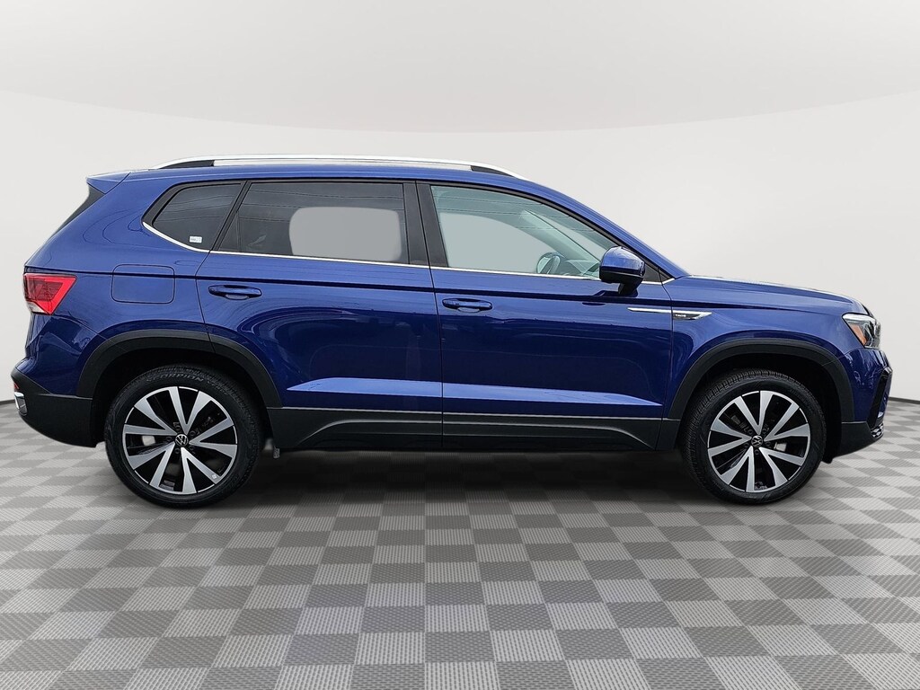 Used 2022 Volkswagen Taos 1.5T SE SUV
