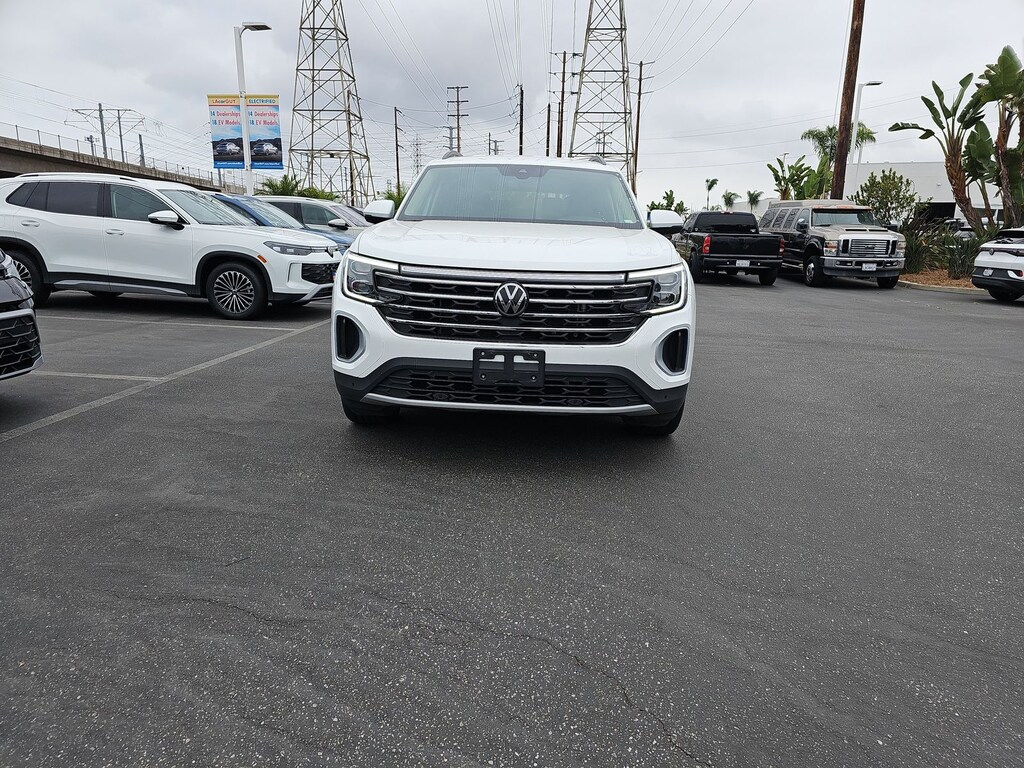 Certified 2024 Volkswagen Atlas 2.0T SE w/Technology SUV