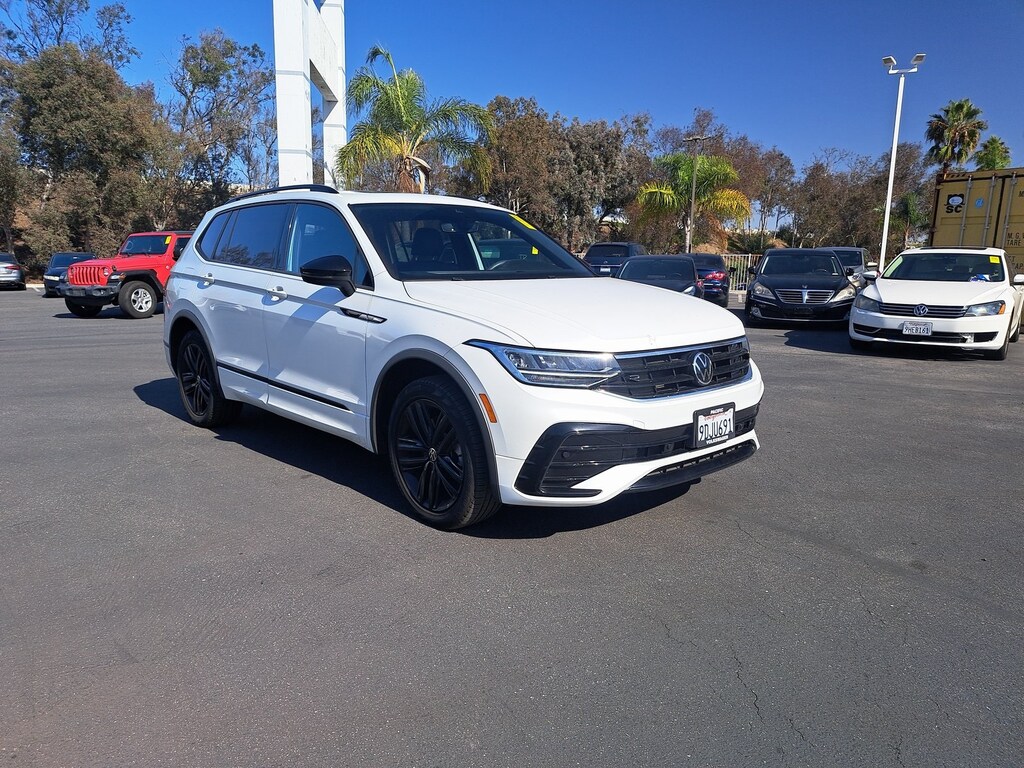 Used 2022 Volkswagen Tiguan 2.0T SE R-Line Black SUV