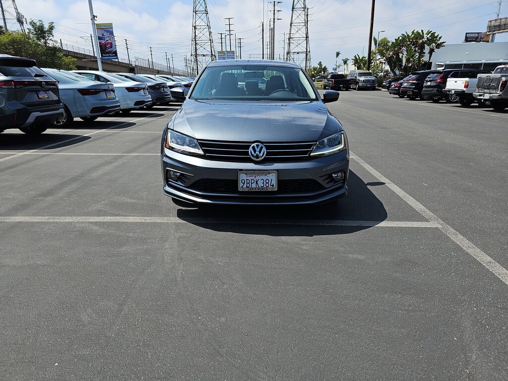 Used 2018 Volkswagen Jetta Wolfsburg Sedan