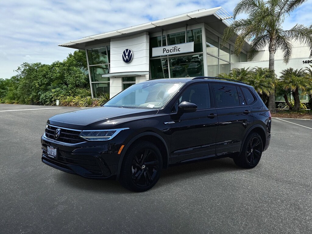 Certified 2023 Volkswagen Tiguan 2.0T SE R-Line Black SUV
