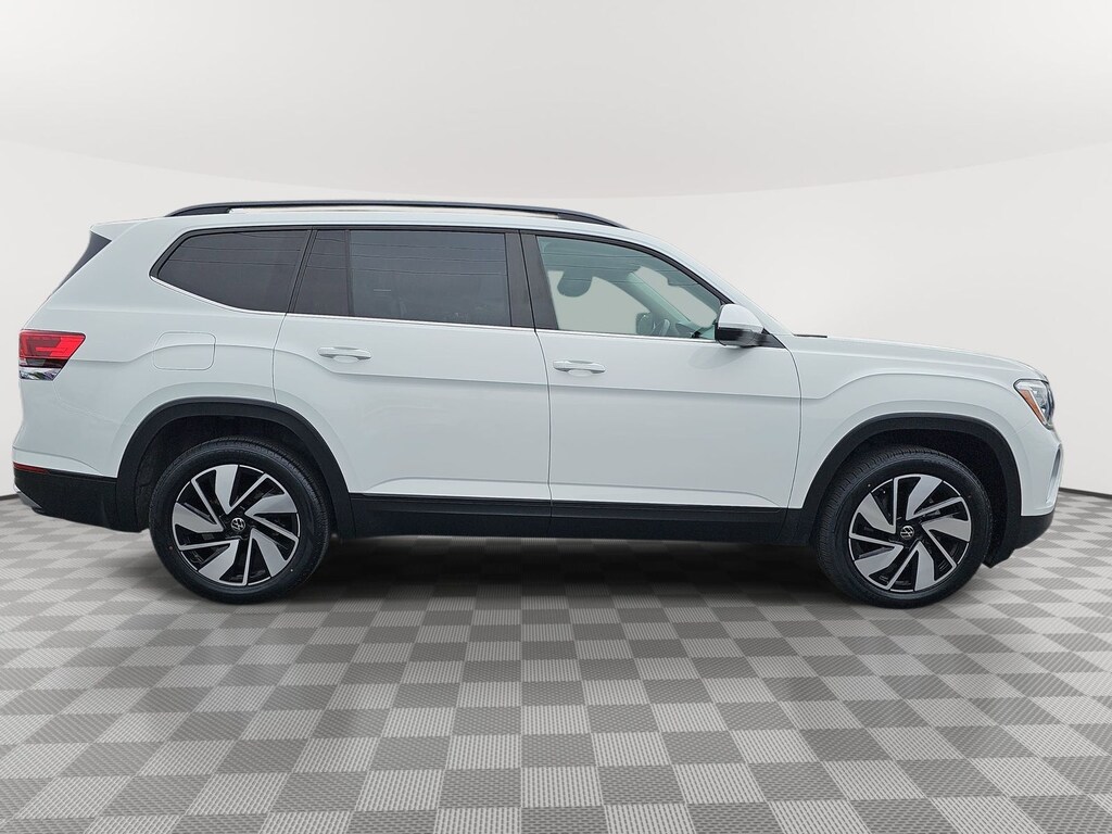 Certified 2024 Volkswagen Atlas 2.0T SE w/Technology SUV