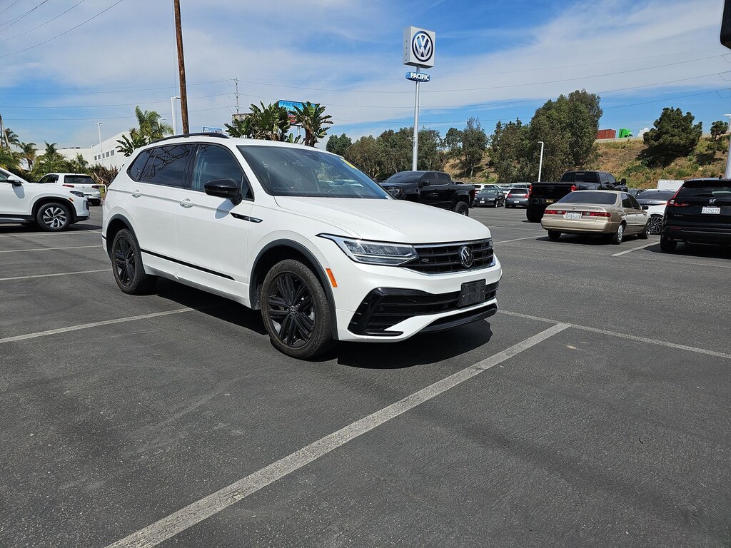 Used 2022 Volkswagen Tiguan 2.0T SE R-Line Black SUV