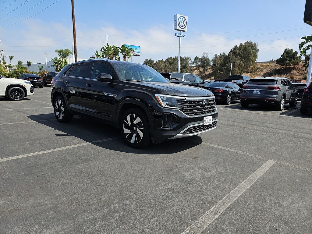 Certified 2024 Volkswagen Atlas Cross Sport 2.0T SE w/Technology SUV