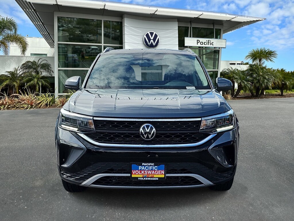 Used 2022 Volkswagen Taos 1.5T SE SUV