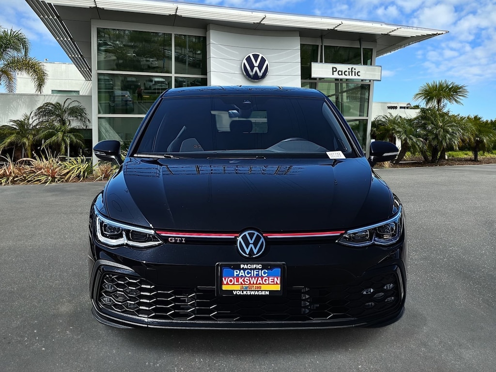 Used 2024 Volkswagen Golf GTI SE Hatchback