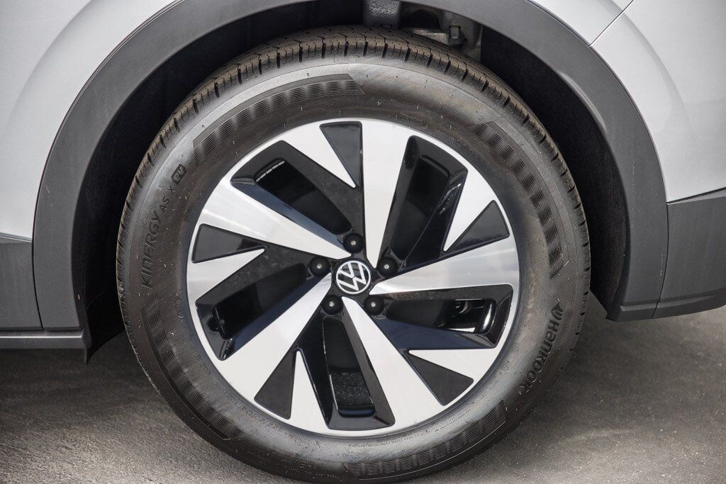 New 2025 Volkswagen ID.4 Pro SUV