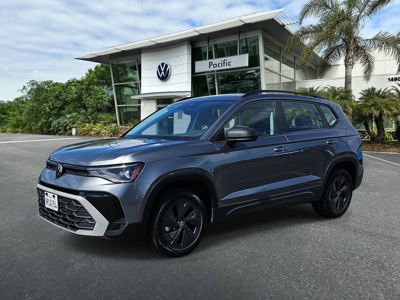 2025 Volkswagen Taos