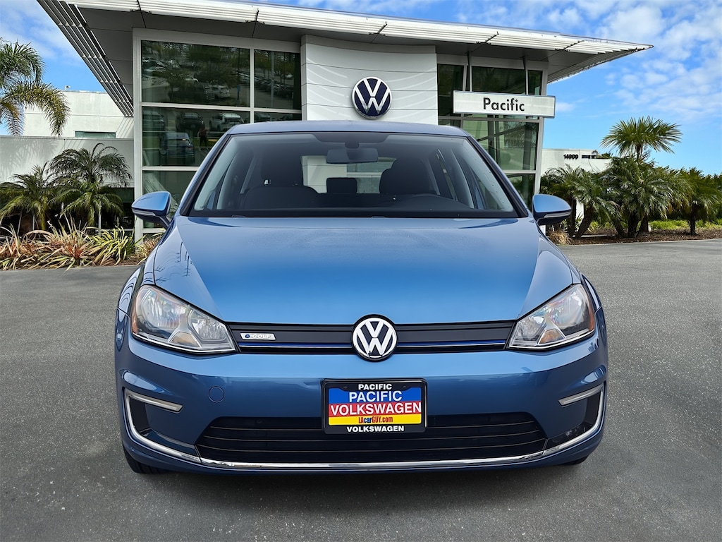 Used 2016 Volkswagen e-Golf SE Hatchback