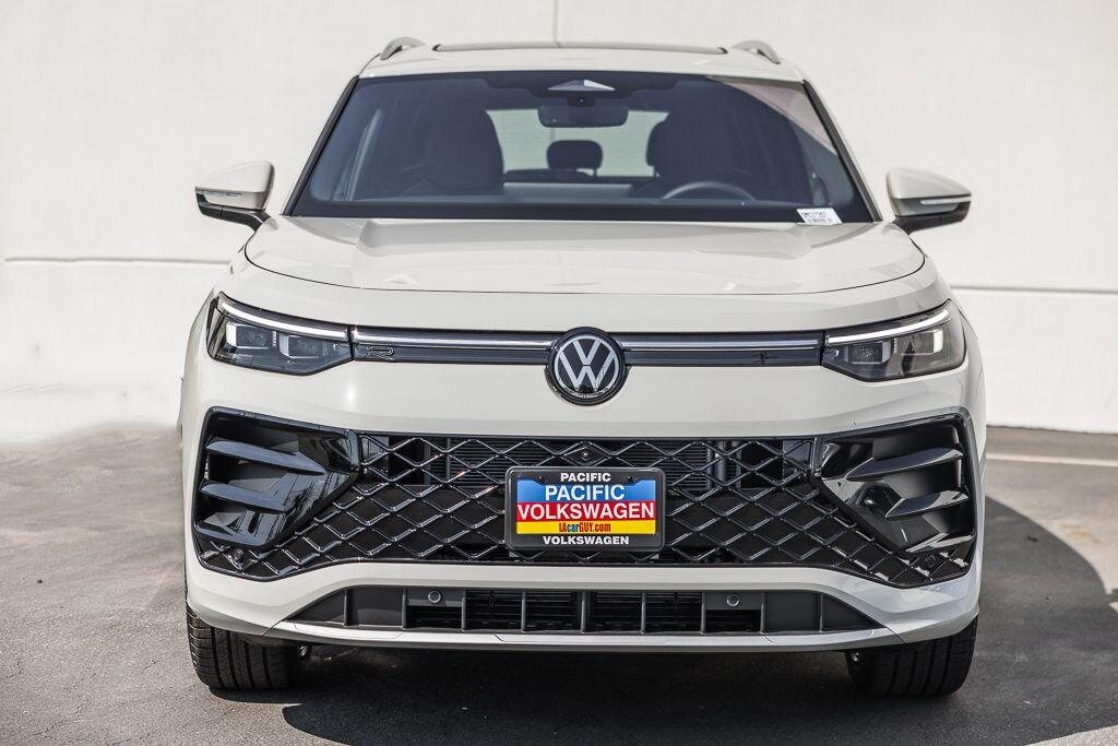 New 2026 Volkswagen Tiguan 2.0T SEL R-Line Turbo SUV
