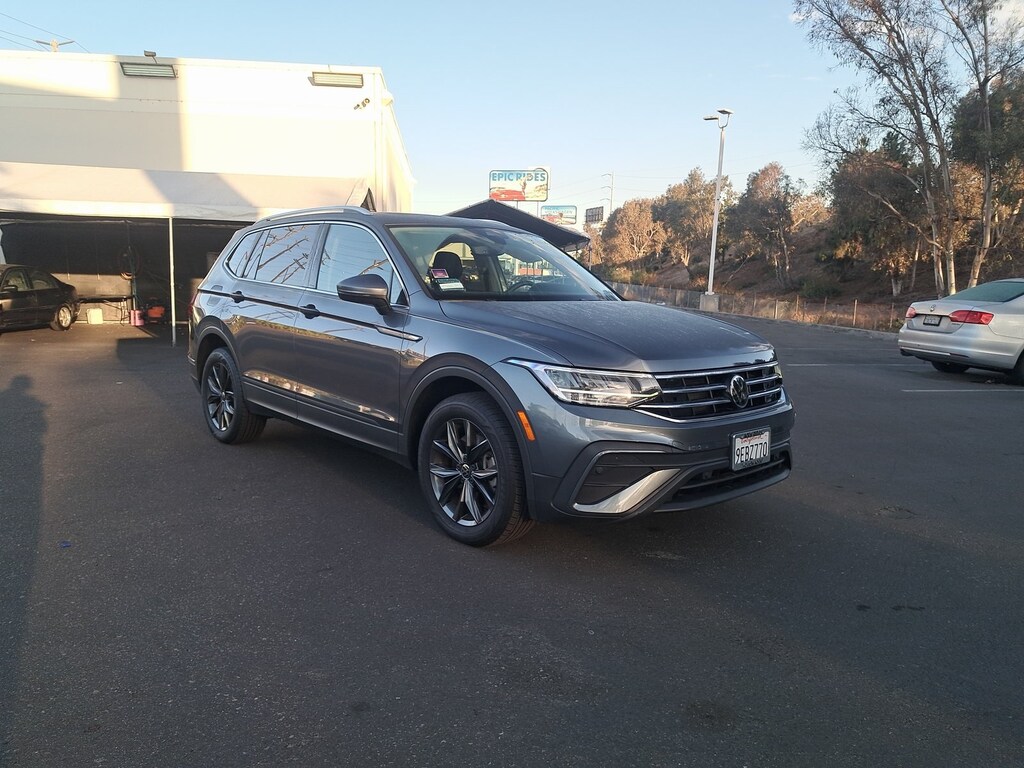 Used 2022 Volkswagen Tiguan 2.0T SE SUV