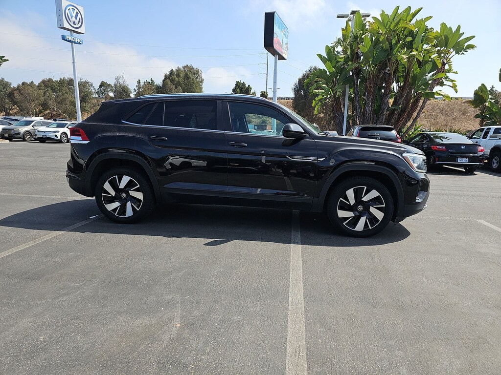 Certified 2024 Volkswagen Atlas Cross Sport 2.0T SE w/Technology SUV