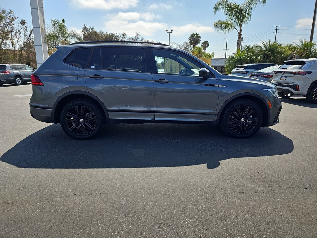 Used 2022 Volkswagen Tiguan 2.0T SE R-Line Black SUV