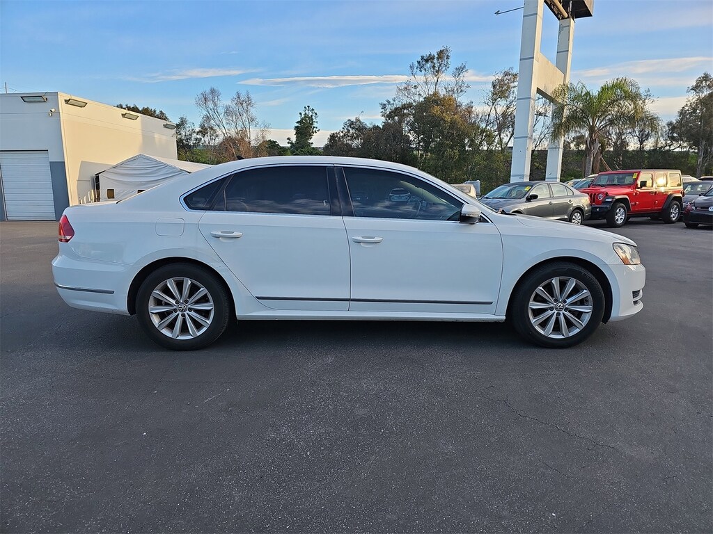 Used 2012 Volkswagen Passat 2.5 SEL Sedan