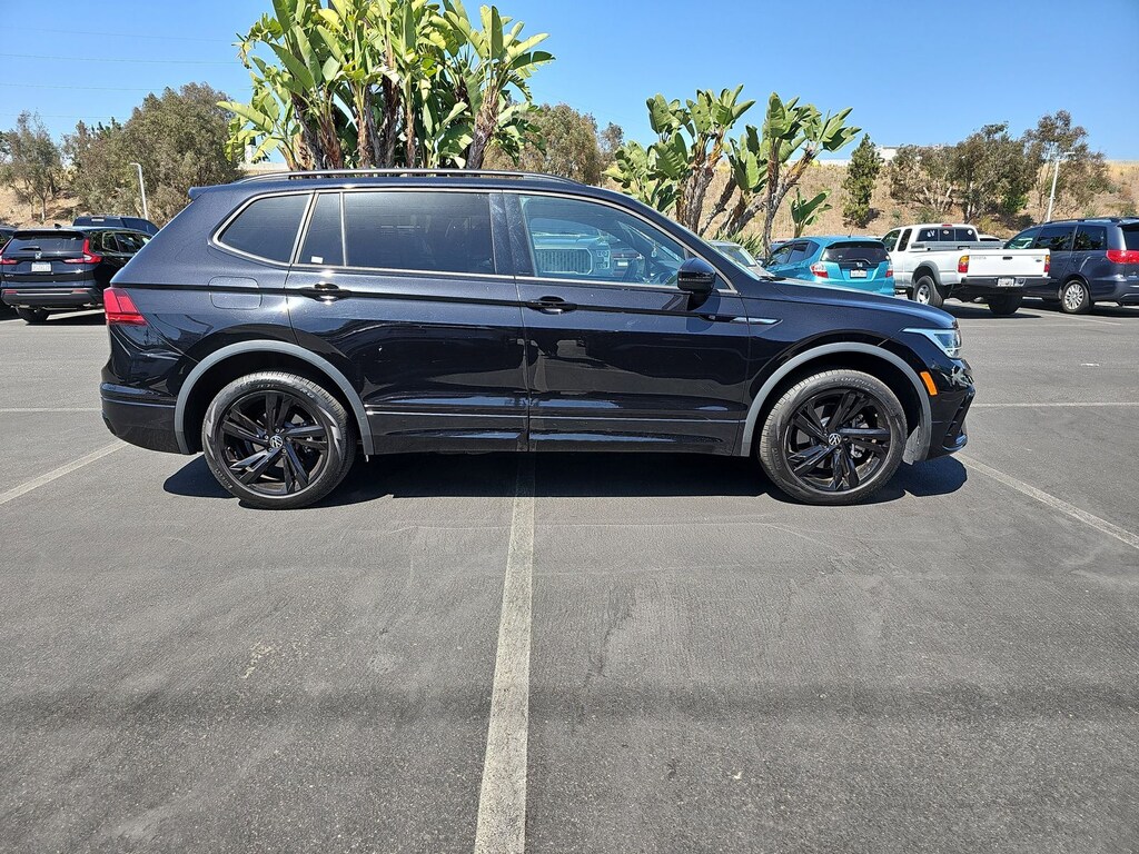 Certified 2023 Volkswagen Tiguan 2.0T SE R-Line Black SUV