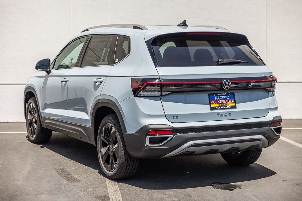 New 2026 Volkswagen Taos 1.5T SE SUV