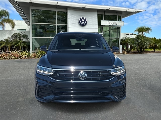 Certified 2023 Volkswagen Tiguan SE R-LINE BLACK with VIN 3VV8B7AX5PM039435 for sale in Hawthorne, CA