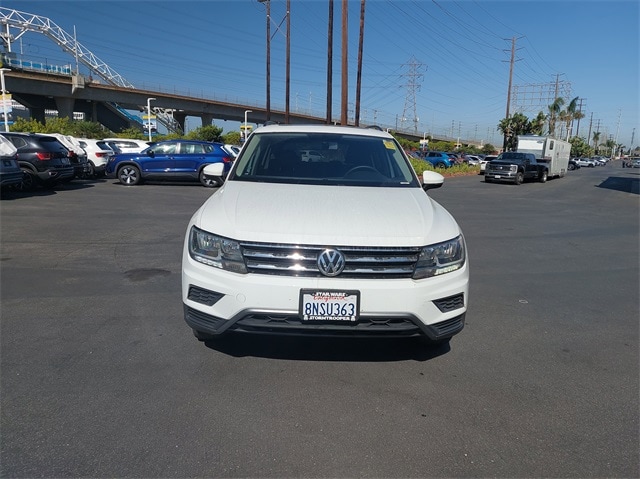 Certified 2020 Volkswagen Tiguan SE with VIN 3VV2B7AX4LM019449 for sale in Hawthorne, CA